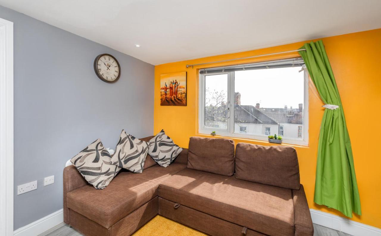 Stockton Town Centre Studio Apartments Free Parking And Wi-Fi Dış mekan fotoğraf